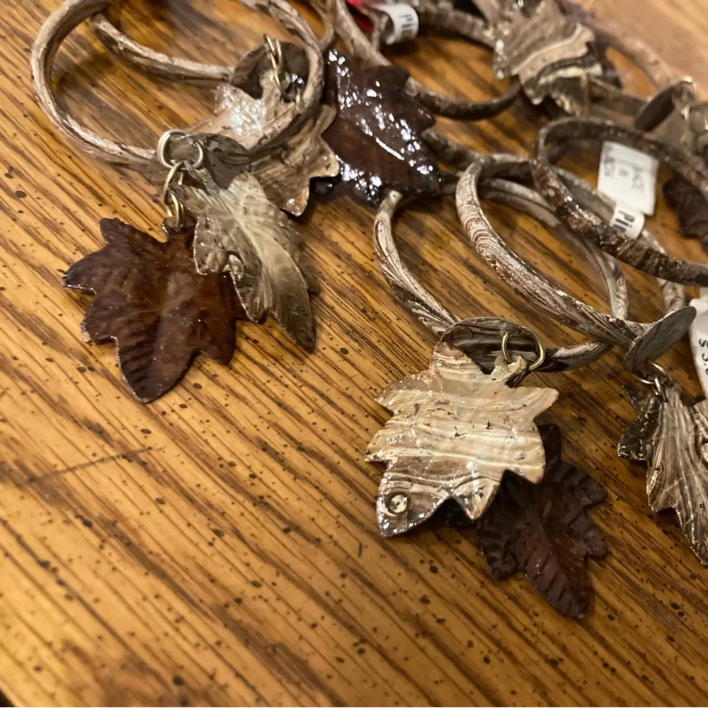 Leaf Napkin Rings - 10, Distressed Metal NWT